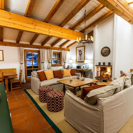 Lovely Cortina dʼAmpezzo